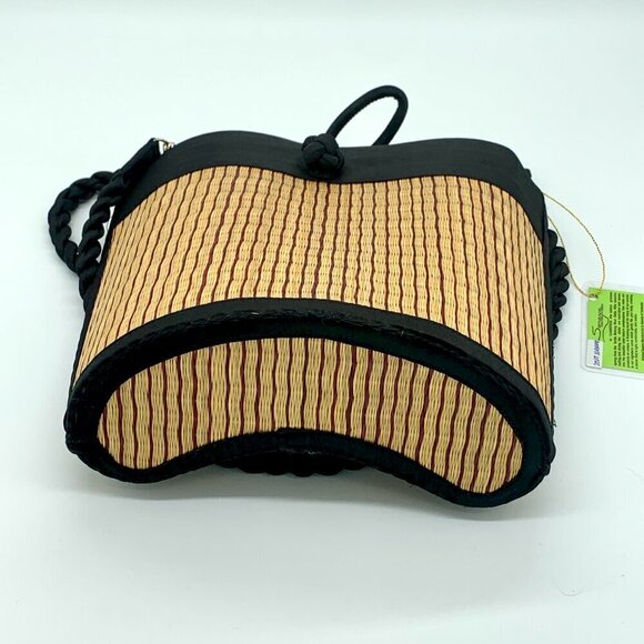 Saraye Black Curved Tatami Style Avi Purse Handmade Cambodia - Picture 2 of 11